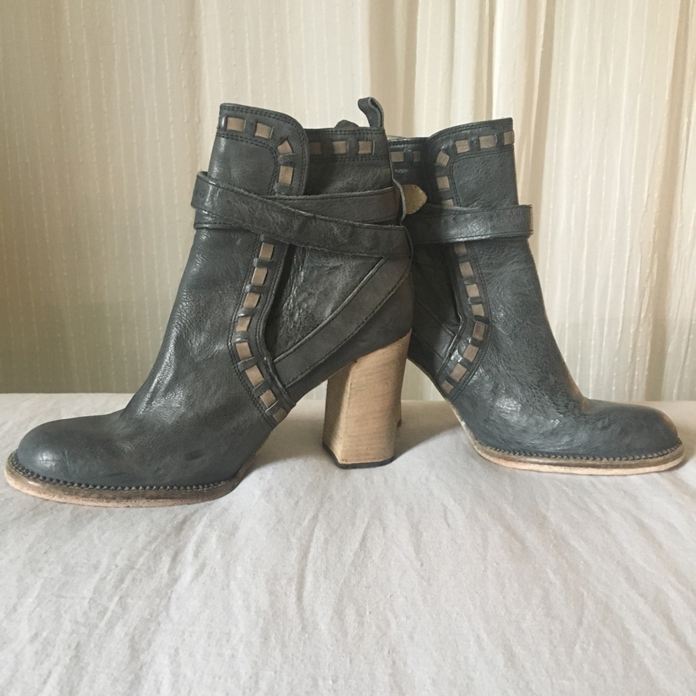 💥DEAL! Free People block heel boots - Picture 5 of 7